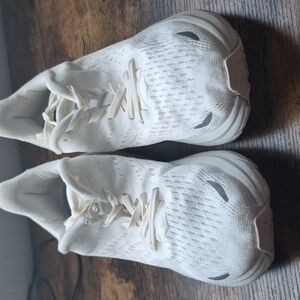 Womens Hoka Clifton 8 All White Size 8.5 M